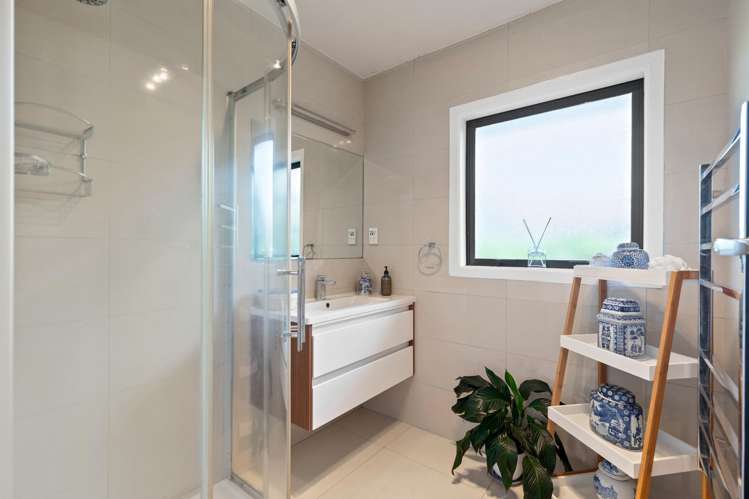 213 Hobsonville Road West Harbour_29