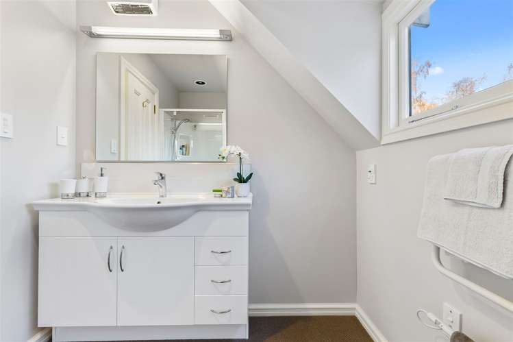 49 Fawcetts Road Ashley_16