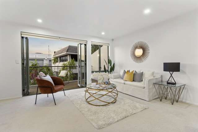 Solid concrete living in DGZ