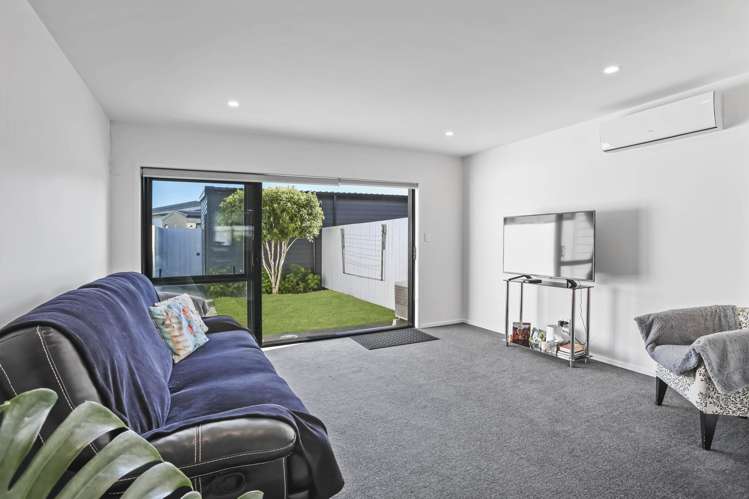 4 Koiora Road Clarks Beach_8