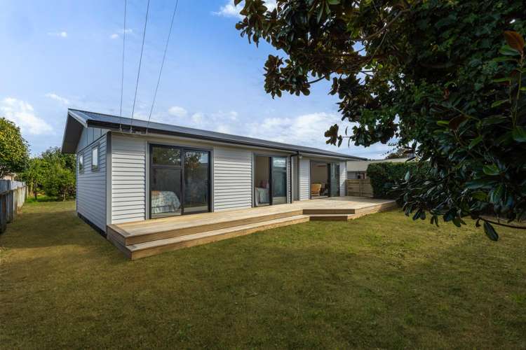 55 Read Street Levin_11