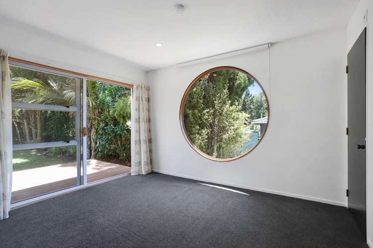 1270 Huia Road Huia_12