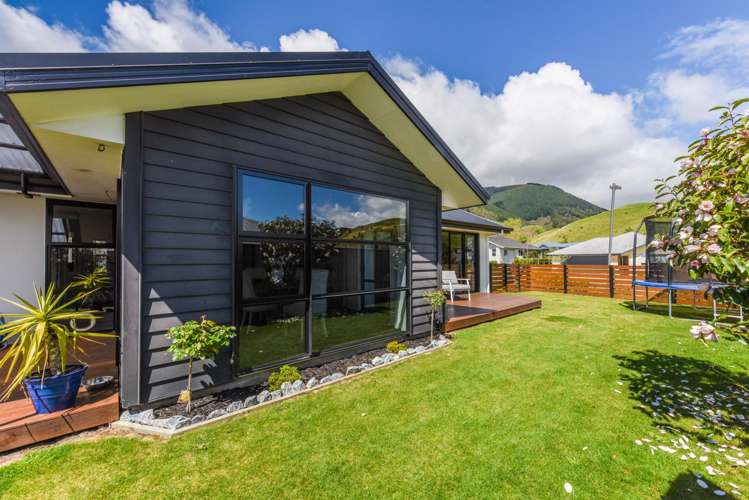 70 Sanctuary Drive Stoke_16