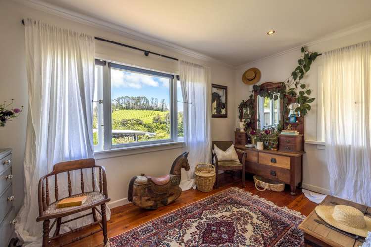 12 Waiata Road Onetangi_29