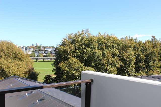 6 Dock Street, 10015_4