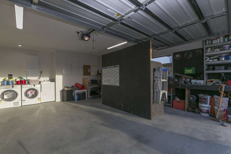 5 Turpin Road Riverhead_19