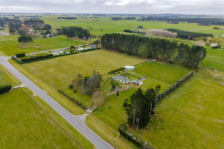 355 Rangiotu Road Himatangi_23