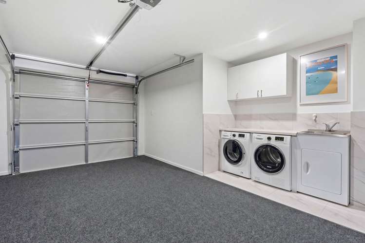 56 Seafarer Crescent Stanmore Bay_18