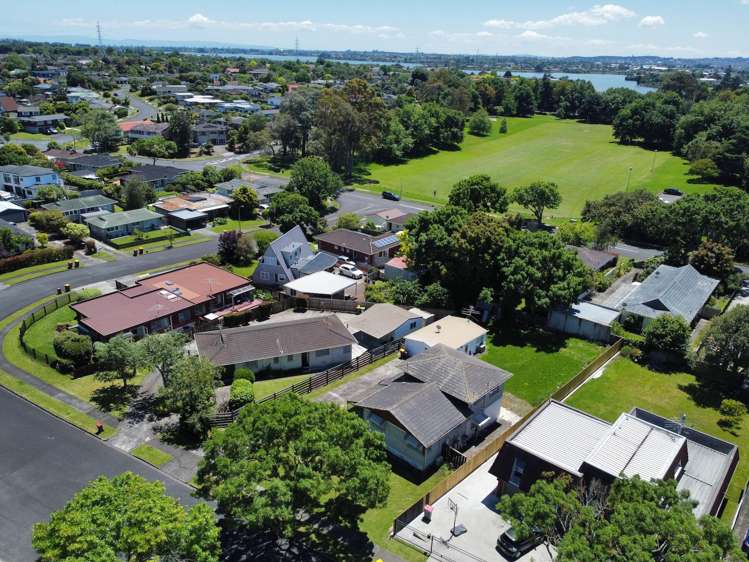 12 Ashdown Place Pahurehure_2