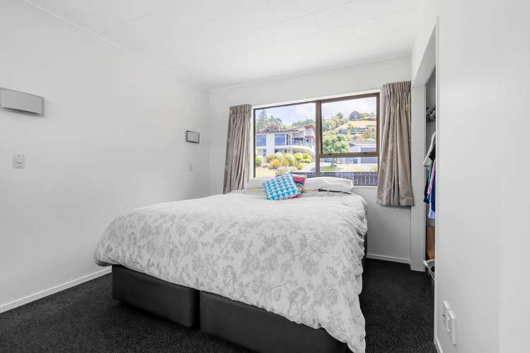 17 Besley Place Acacia Bay_16