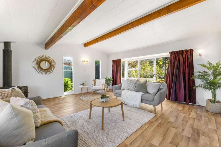 7 Hall Road Matua_13