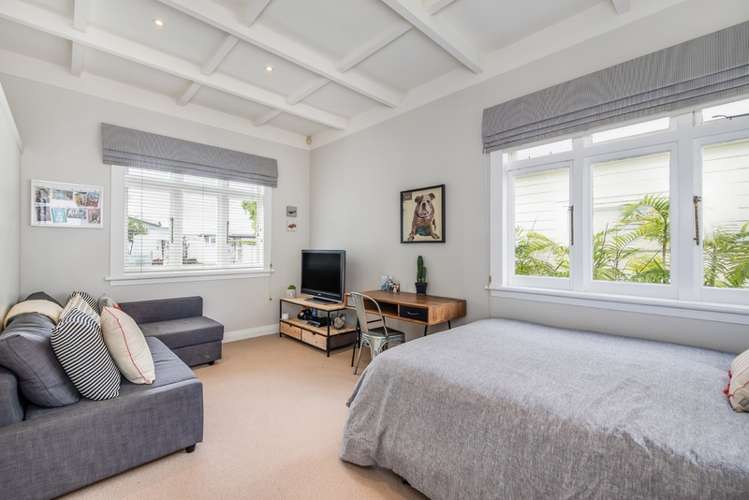 10 Warwick Avenue Westmere_11