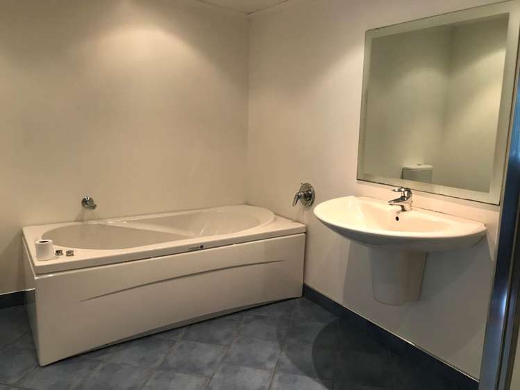 231 Victory Road Laingholm_6