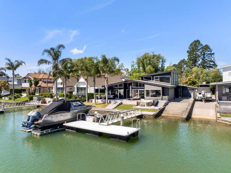 527 Waterways Parade Pauanui_38