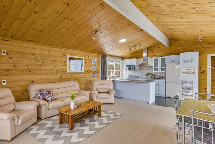 13 Grange Park Avenue Raumati South_8