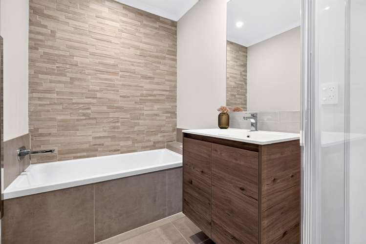 46 Hobsonville Point Road Hobsonville_25