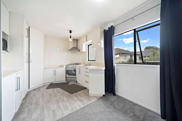 2/34 Plunket Avenue Papatoetoe_6