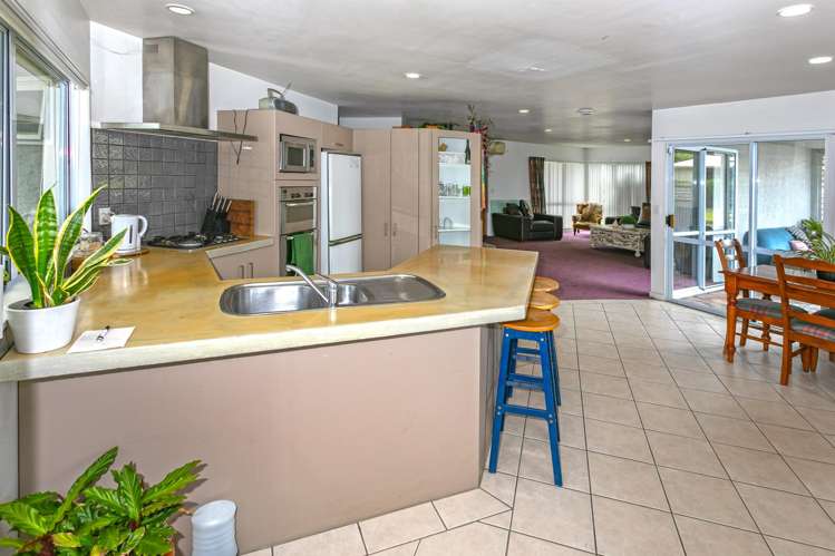 13 Willow Grove Tairua_13