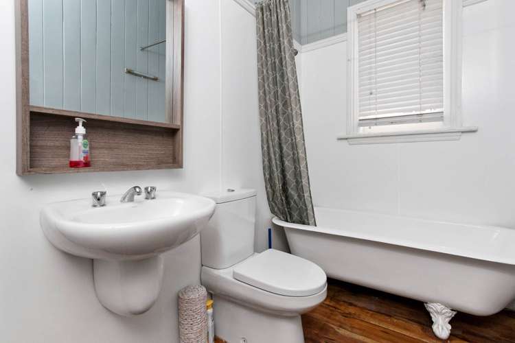 77 Rose Road Grey Lynn_6