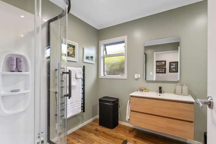 18B Karamu Street Central_16