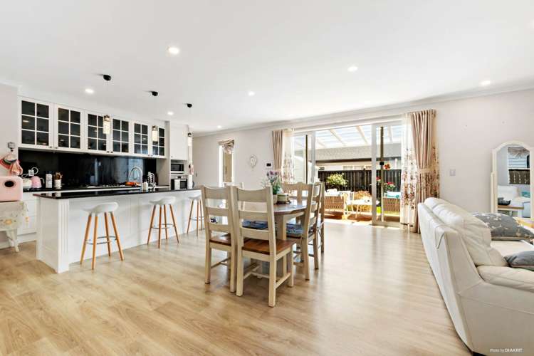 4 Tararua Street Massey_5