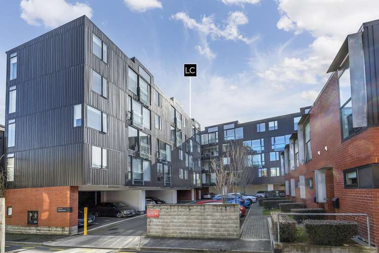 5h/21 Rugby Street Mount Cook_15