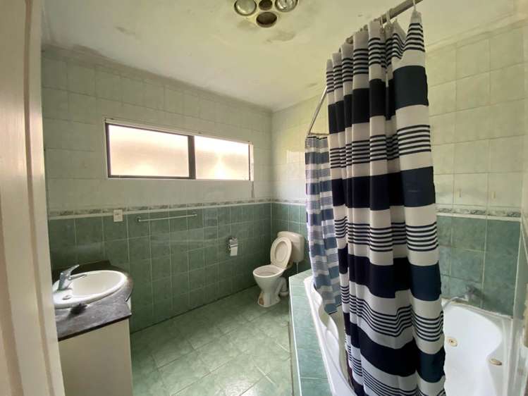 709a East Coast Road Browns Bay_7