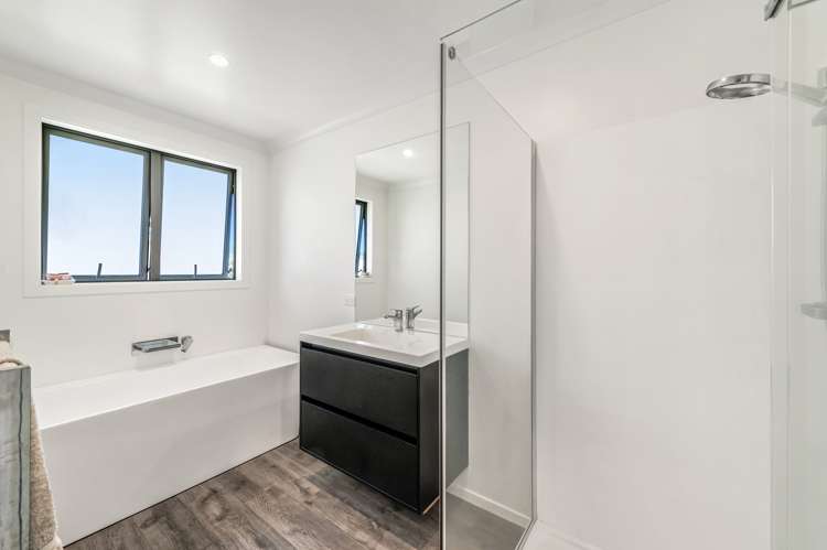 43 Jean Archie Drive Rolleston_21