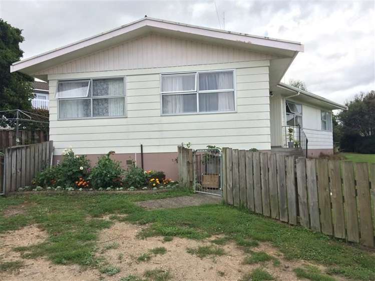 1 Oxford Street Tirau_1