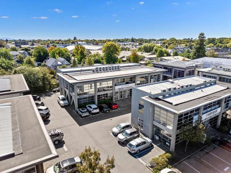 15B Leslie Hills Drive City Centre_0