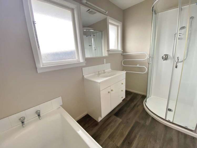 52 Dunstan Crescent Hornby_13