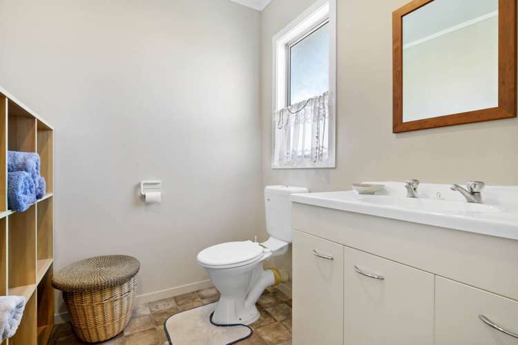 47 Orere Point Road Orere Point_12