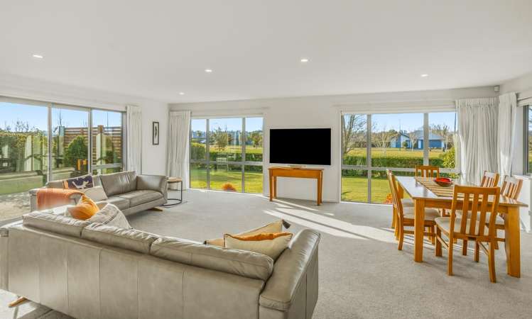 25 Jacqueline Drive West Melton_8