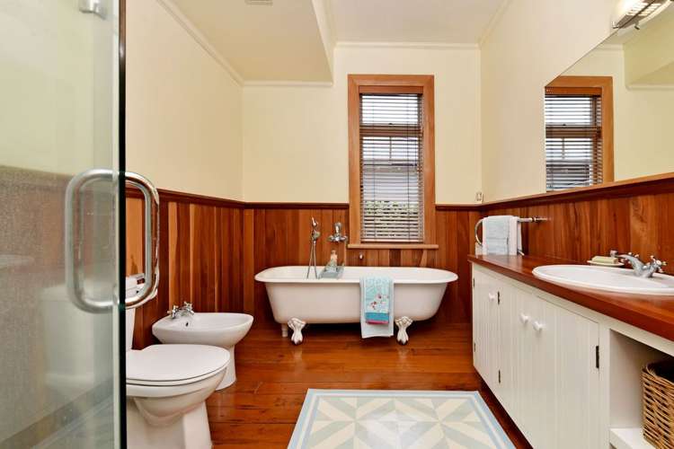 6 Ascot Avenue Narrow Neck_14