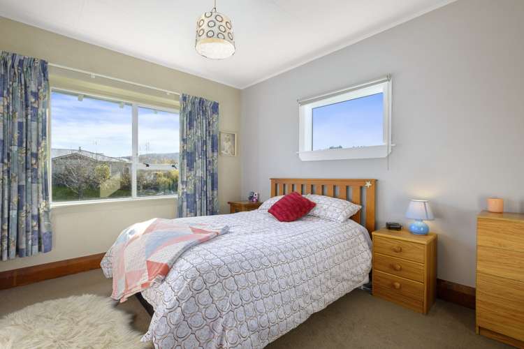 8 Miller Street Green Island_13