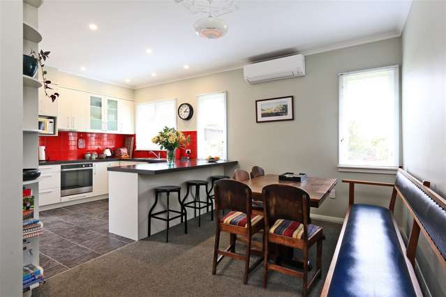 807 Oliphant Road Raureka_3