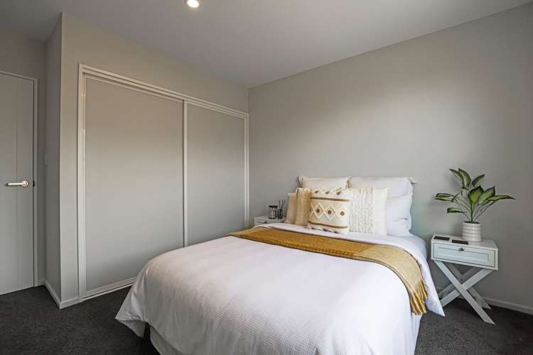 10 Strowan Avenue Elgin_24