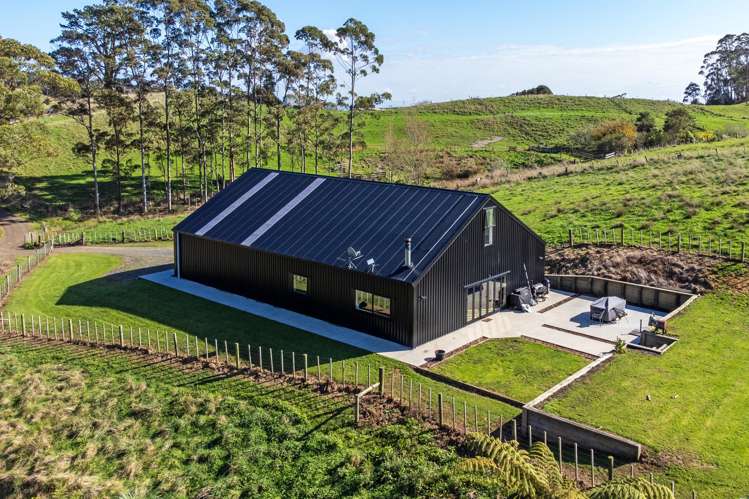 73 Cherrington Road_1