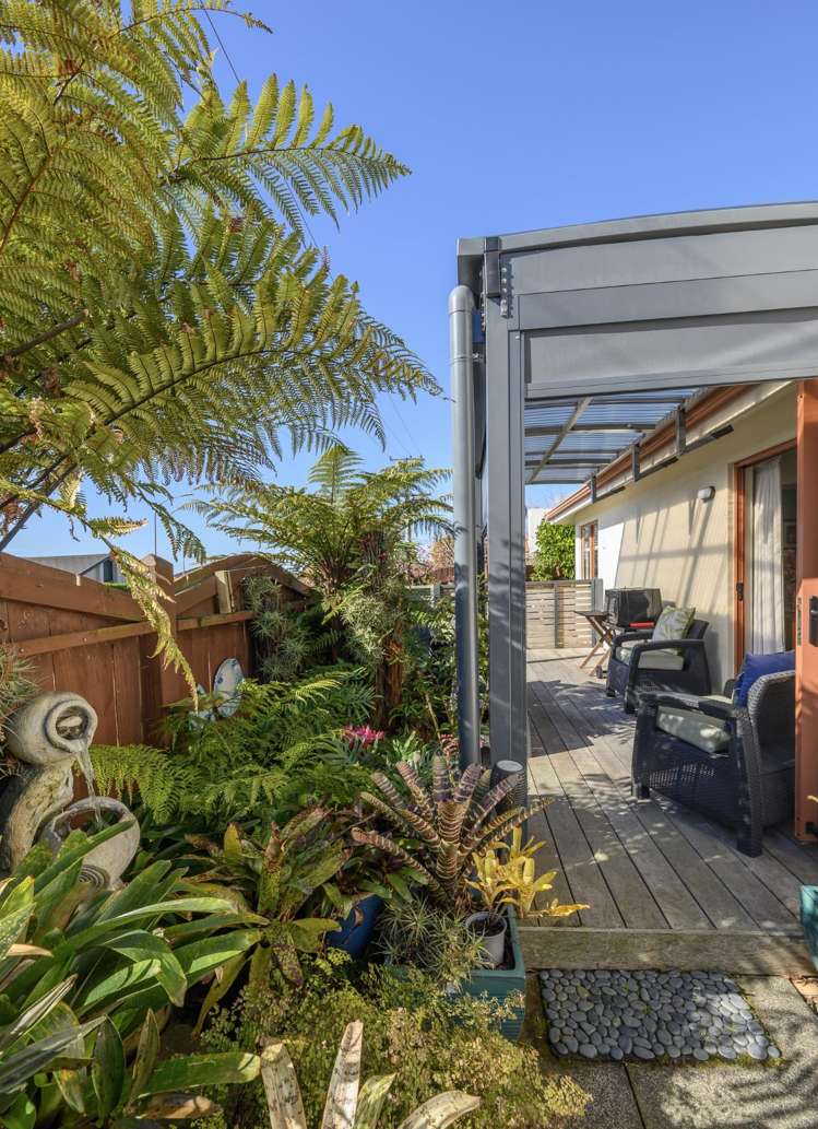 1/8 Cheyne Road (Cotswold Court) Pyes Pa_18