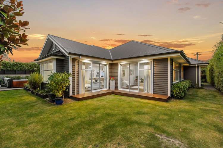 95 Office Road Merivale_27