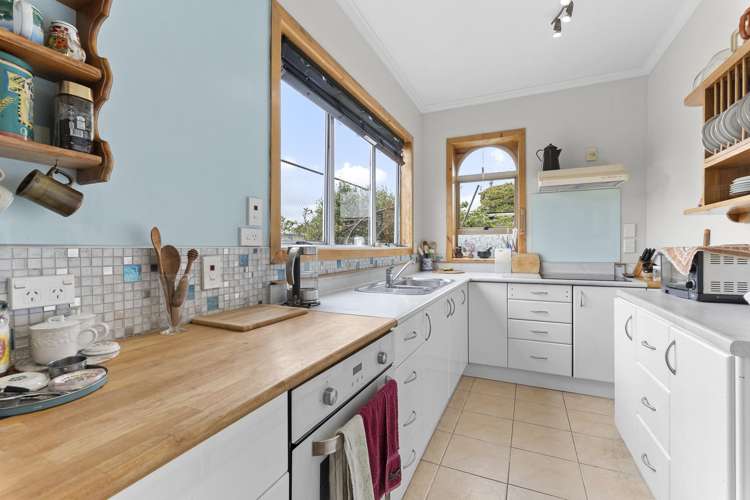 51b Cumming Street Okato_15