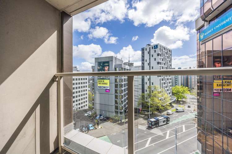 708/96 Symonds Street_3