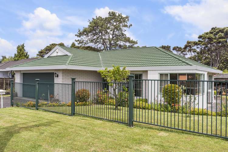 208 Glengarry Road Glen Eden_5