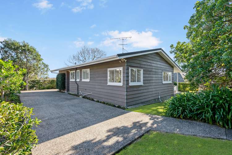 41 Seymour Road Mellons Bay_19