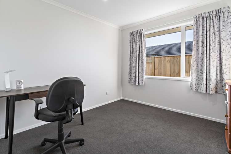 17 Maple Grove Solway_13