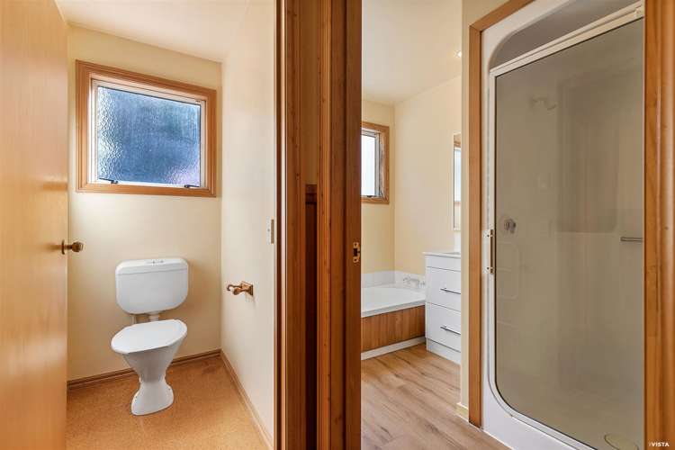 15 Dart Place Fernhill/Sunshine Bay_16