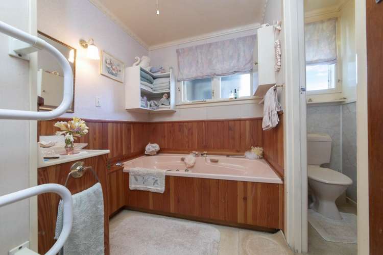 46 Sherwood Avenue Te Atatu South_15