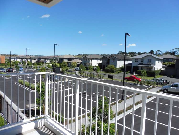 111/3 Bluegrey Avenue Stonefields_1