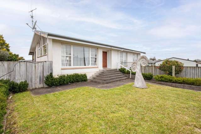 39 Springfield Crescent Enderley_1