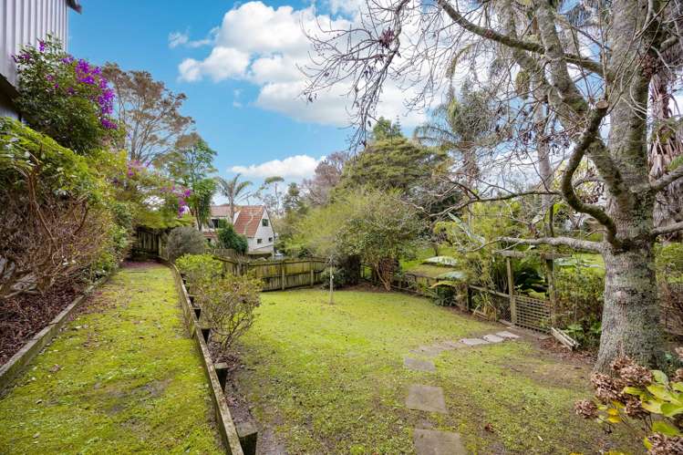 10B Elliston Crescent Stanmore Bay_21